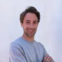 {{ testimonial.name }}'s picture